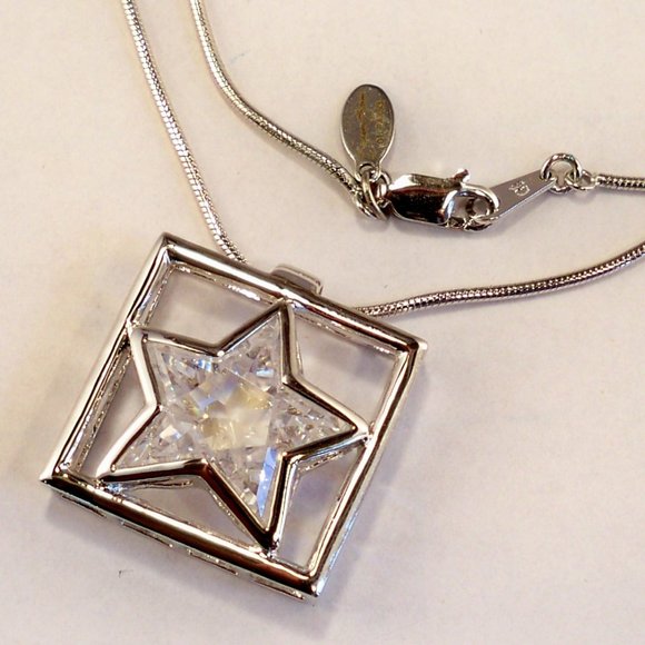 New Suzanne Somers Star Square Cubic Zirconia Silver Necklace